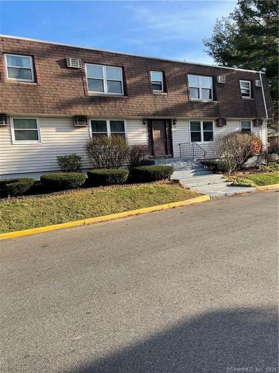 124 Blackstone Village - Photo 1