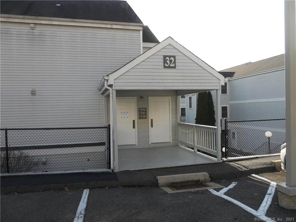 55 Mill Plain Road - Photo 1