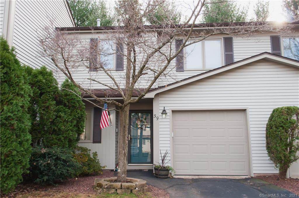 39 Cortland Way - Photo 1