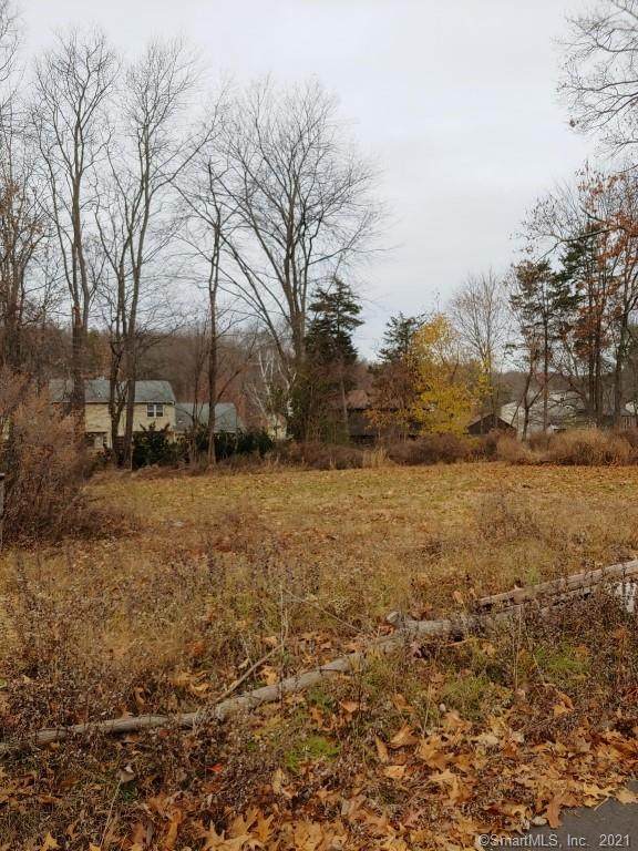 38 Lakeview Avenue - Photo 1