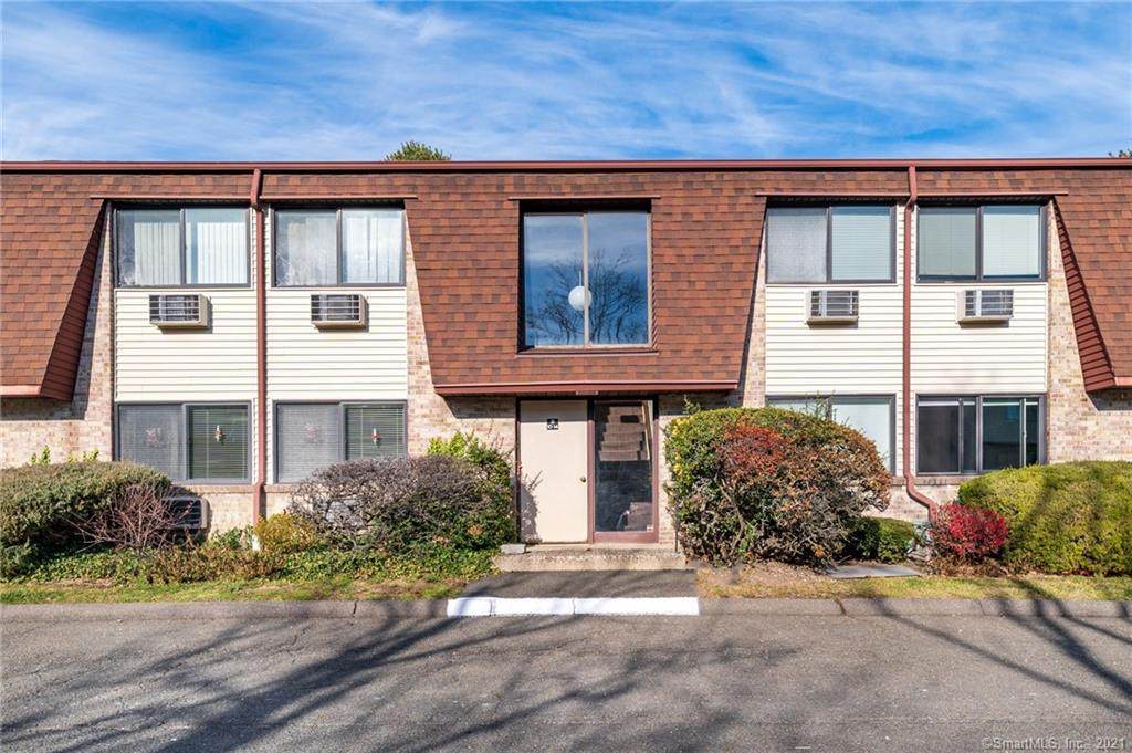 255 Strawberry Hill Avenue - Photo 1