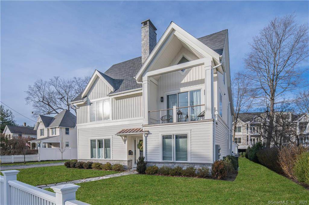 72 East Avenue - Photo 1