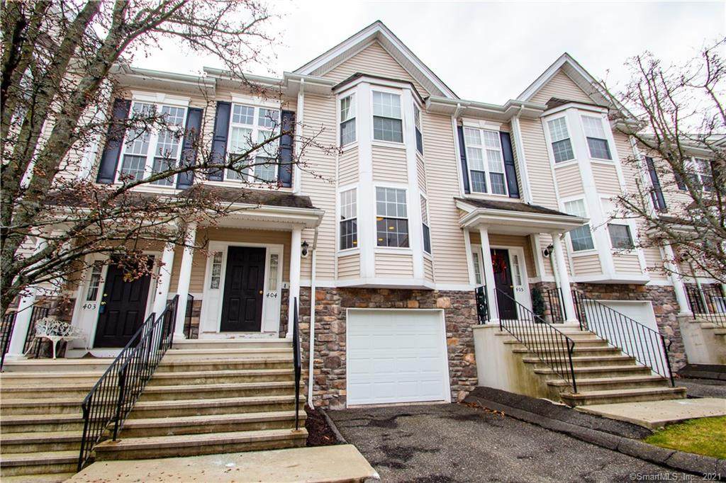 404 Sienna Drive - Photo 1