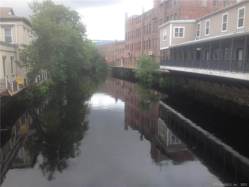 5 W.Broad Street - Photo 1