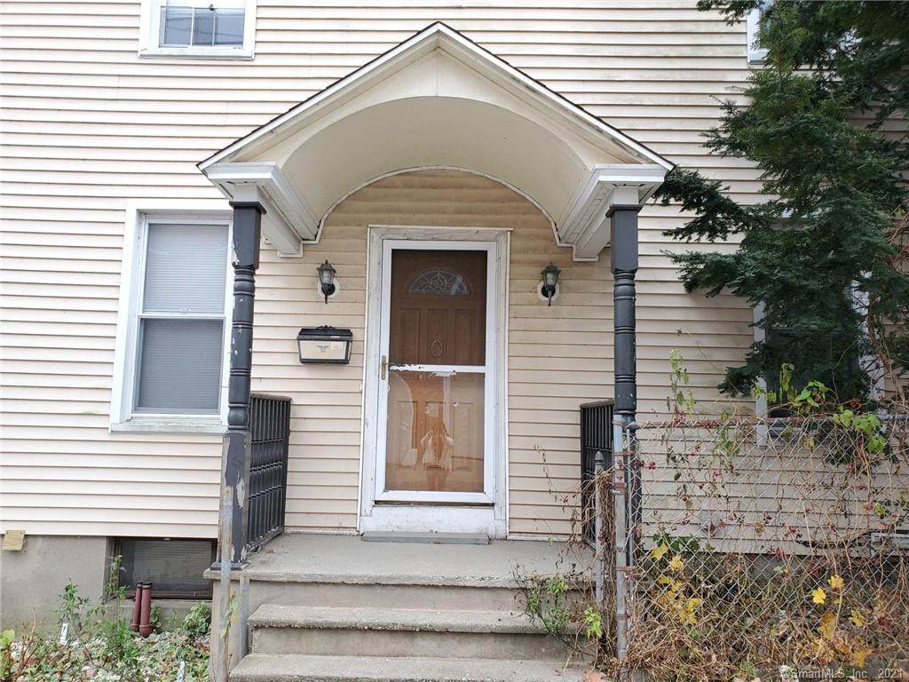 10 6th Street - Photo 1