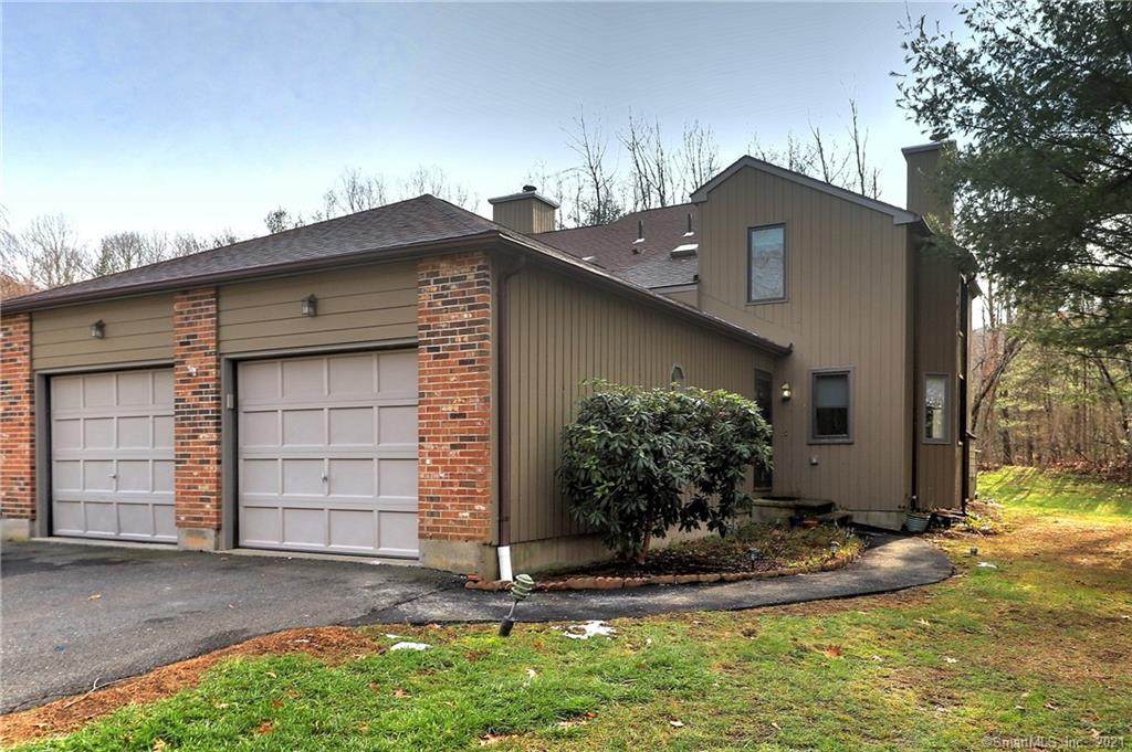 47 Far View Commons - Photo 1
