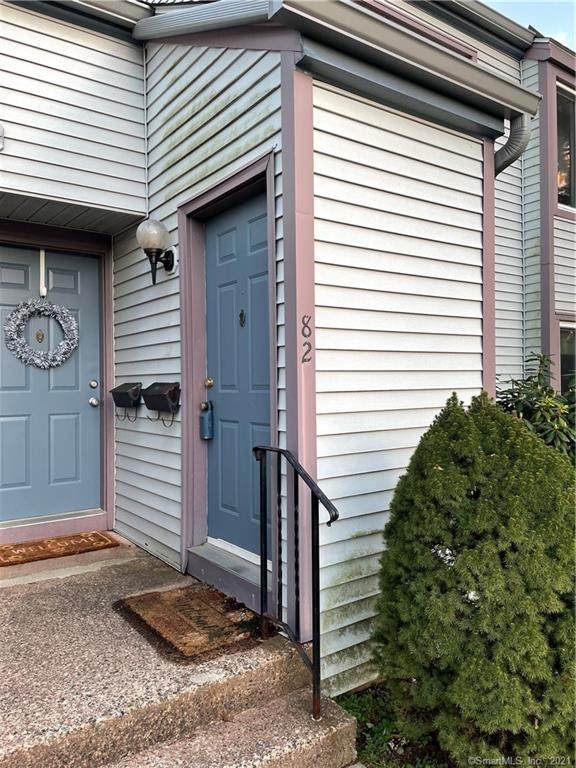 82 Candlewood Drive - Photo 1