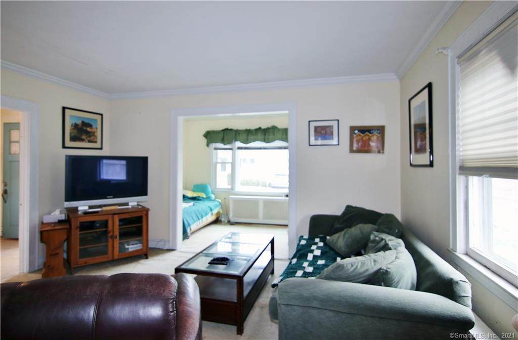 28 Hawthorne Street - Photo 1