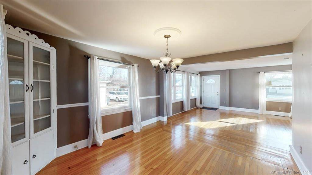 55 Montowese Avenue - Photo 1