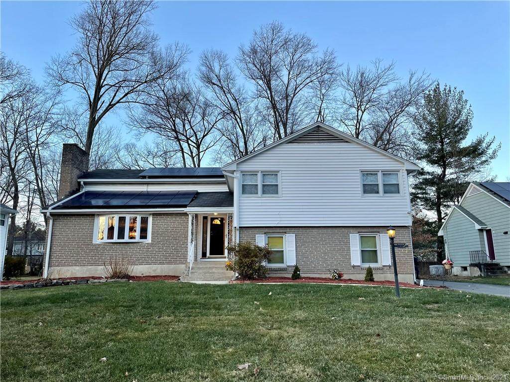 25 Stoneham Drive - Photo 1