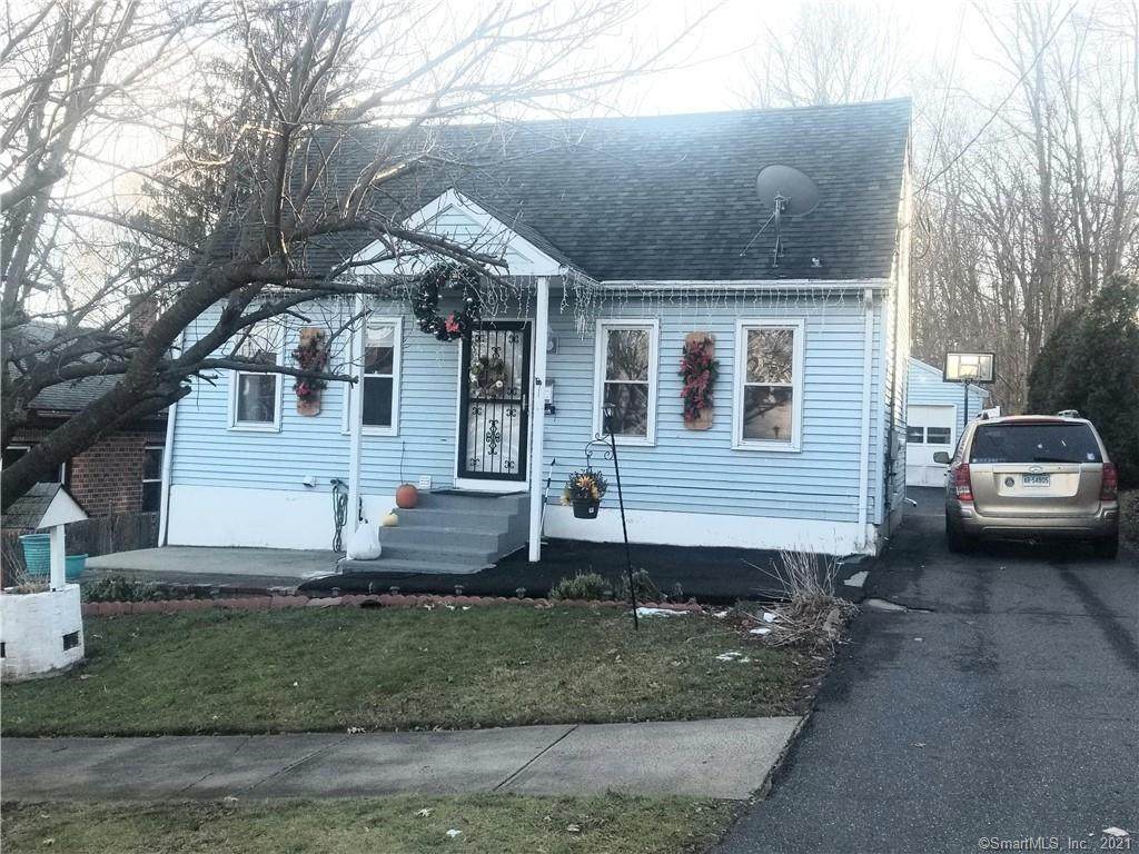 37 Sylvan Avenue - Photo 1