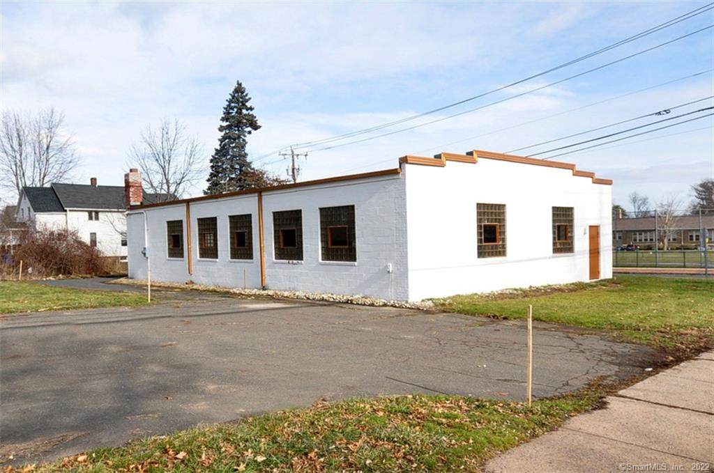200 Bloomfield Avenue - Photo 1