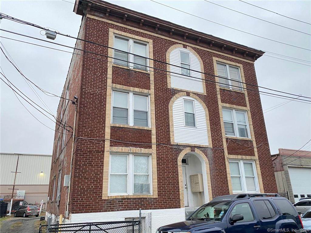 84 Elizabeth Street - Photo 1