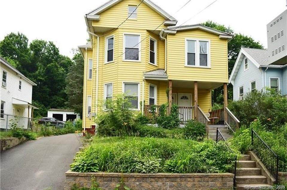 117 Kensington Avenue - Photo 1