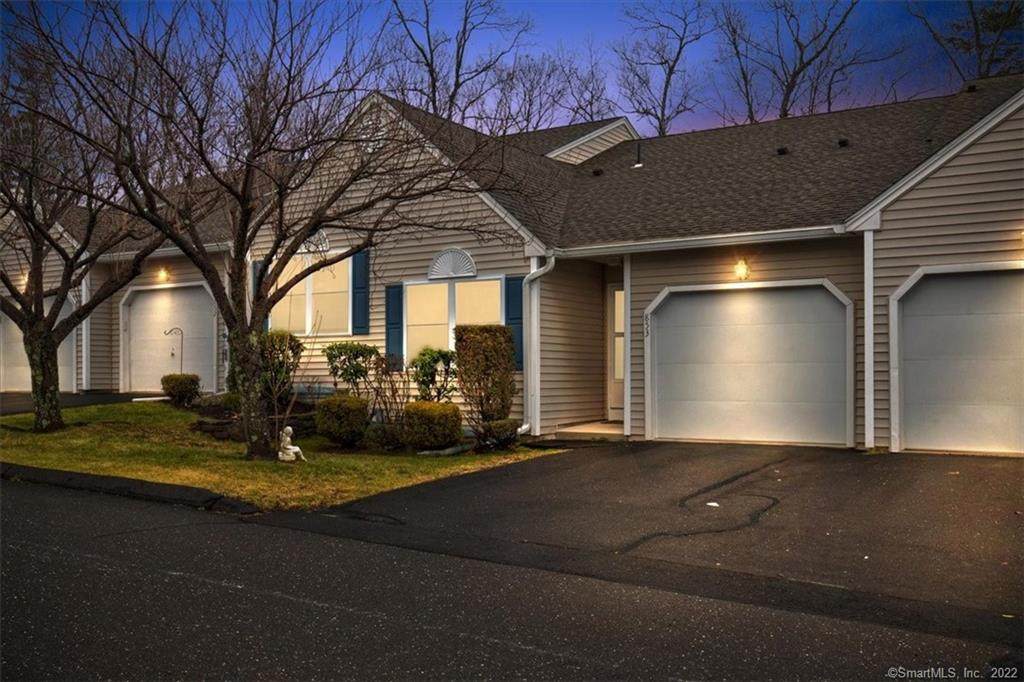 853 Glacier Way - Photo 1