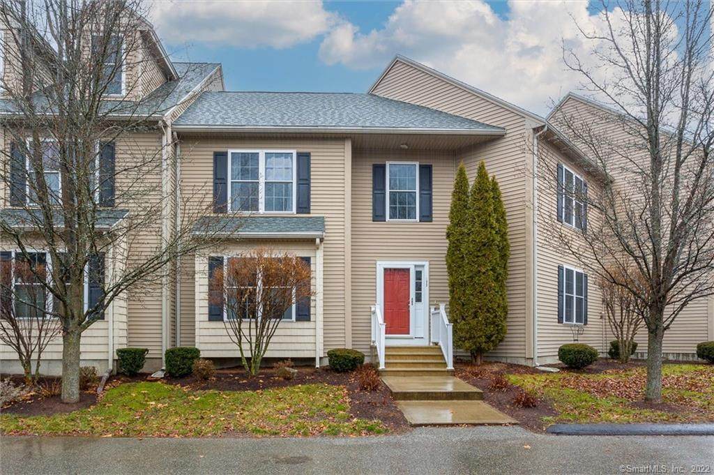 84 Perry Street - Photo 1