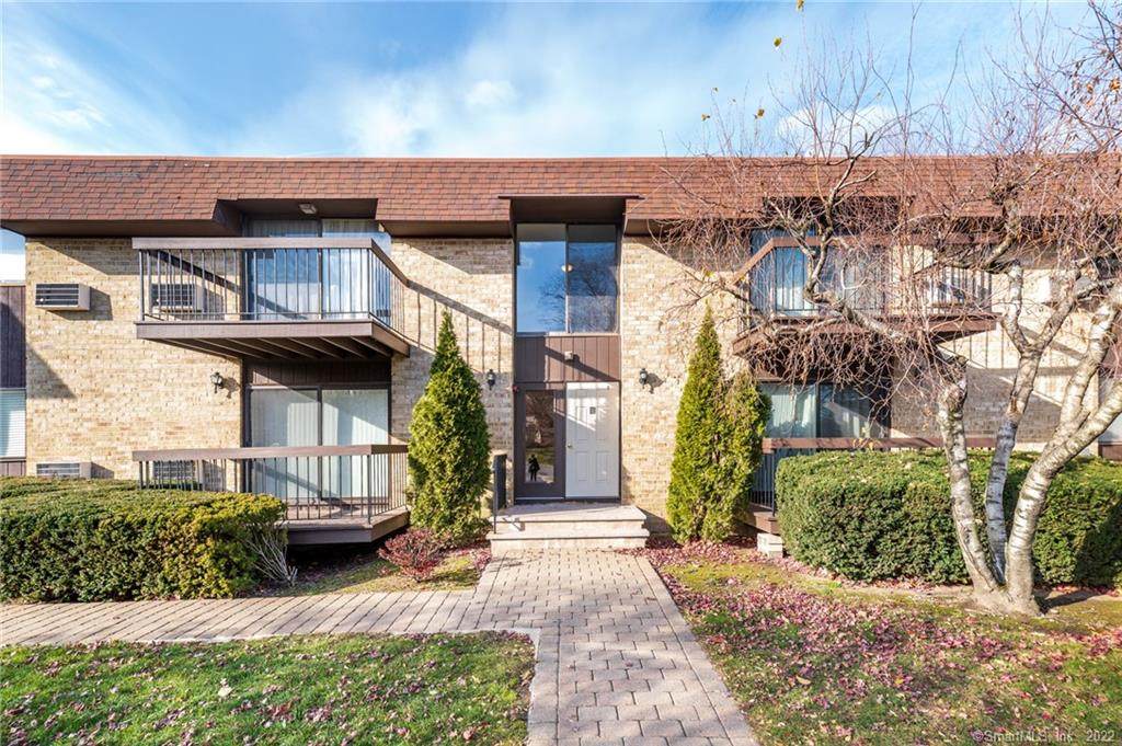 85 Riverside Avenue - Photo 1