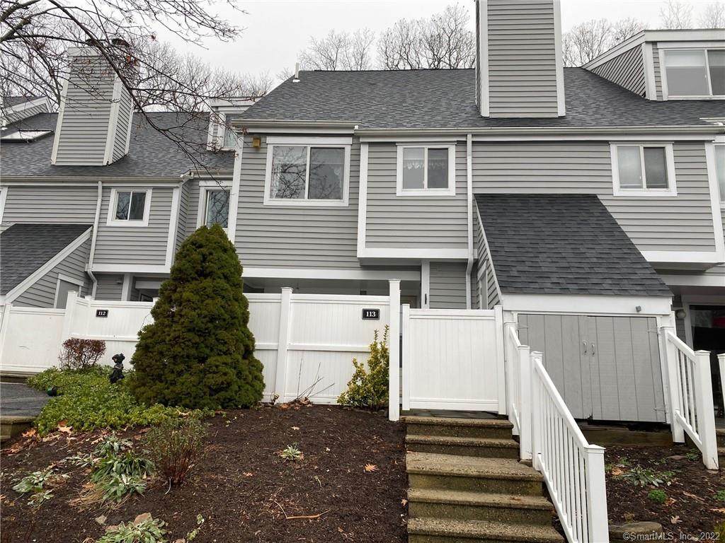 113 Country Place - Photo 1