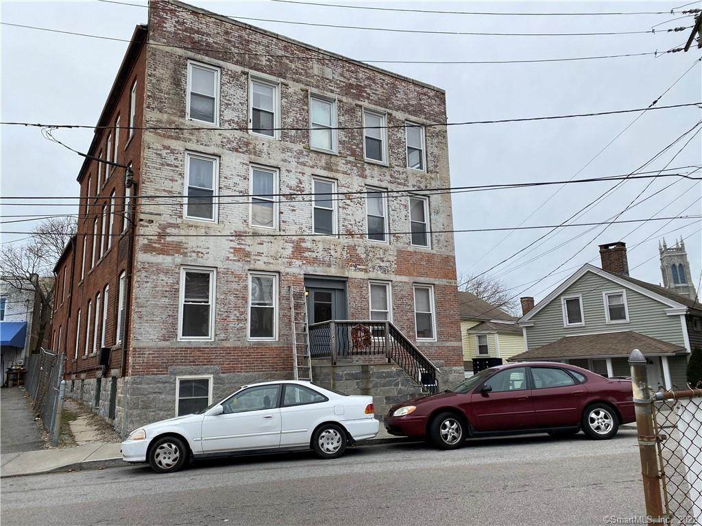 40 Pearl Street - Photo 1