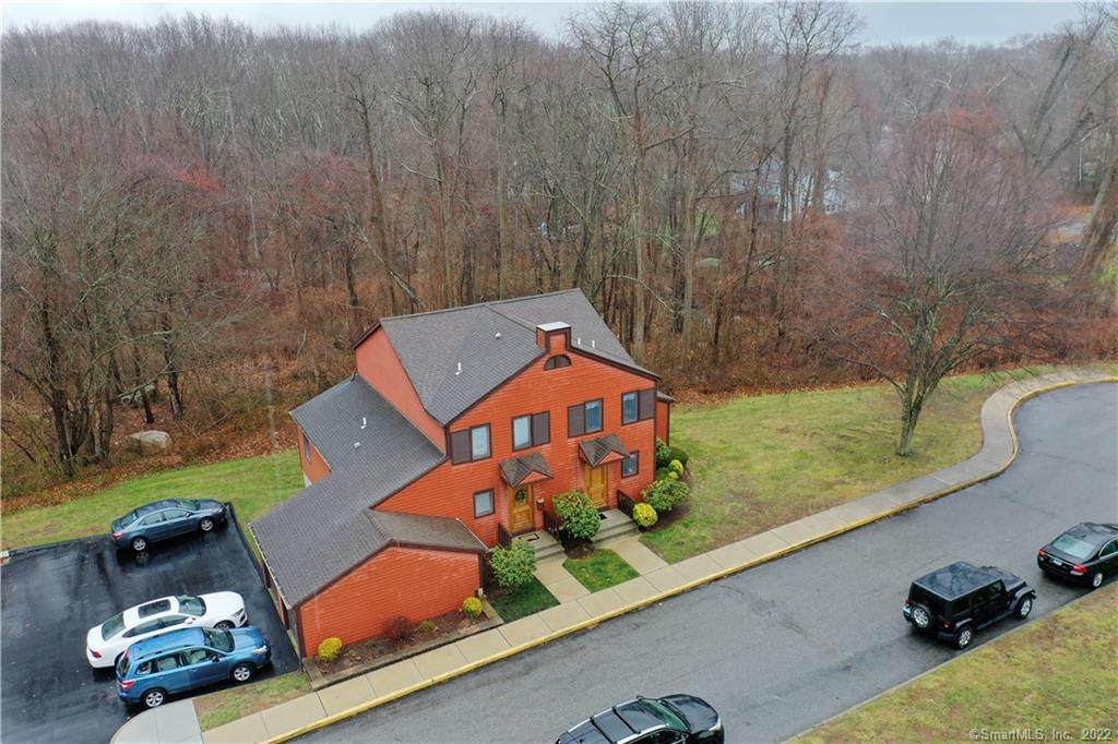 72 Courtland Drive - Photo 1