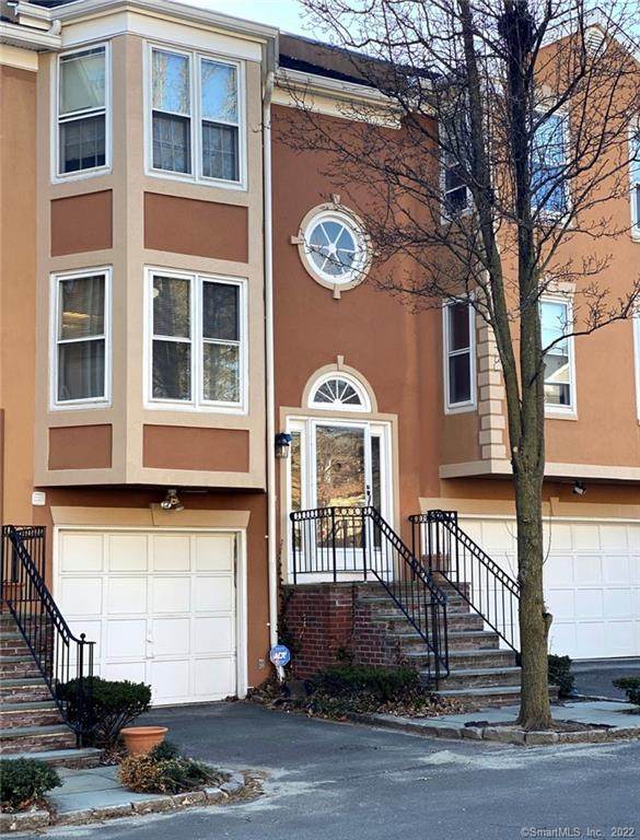 2675 Park Avenue - Photo 1