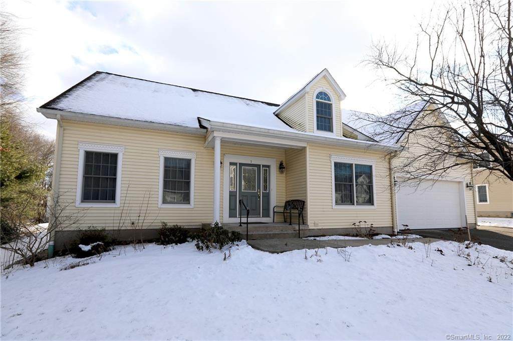 5 Charles Court - Photo 1