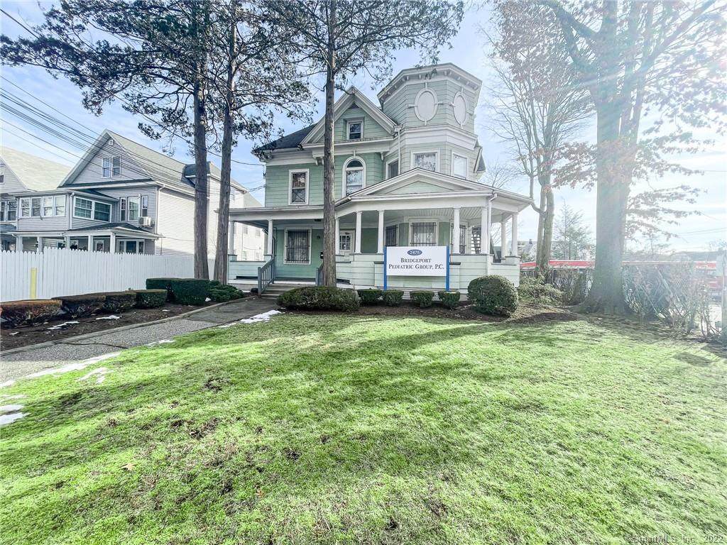 2475 North Avenue - Photo 1