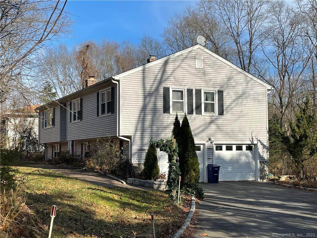 487 Wolcott Lane - Photo 1