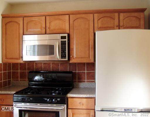 17 Longview Avenue - Photo 1