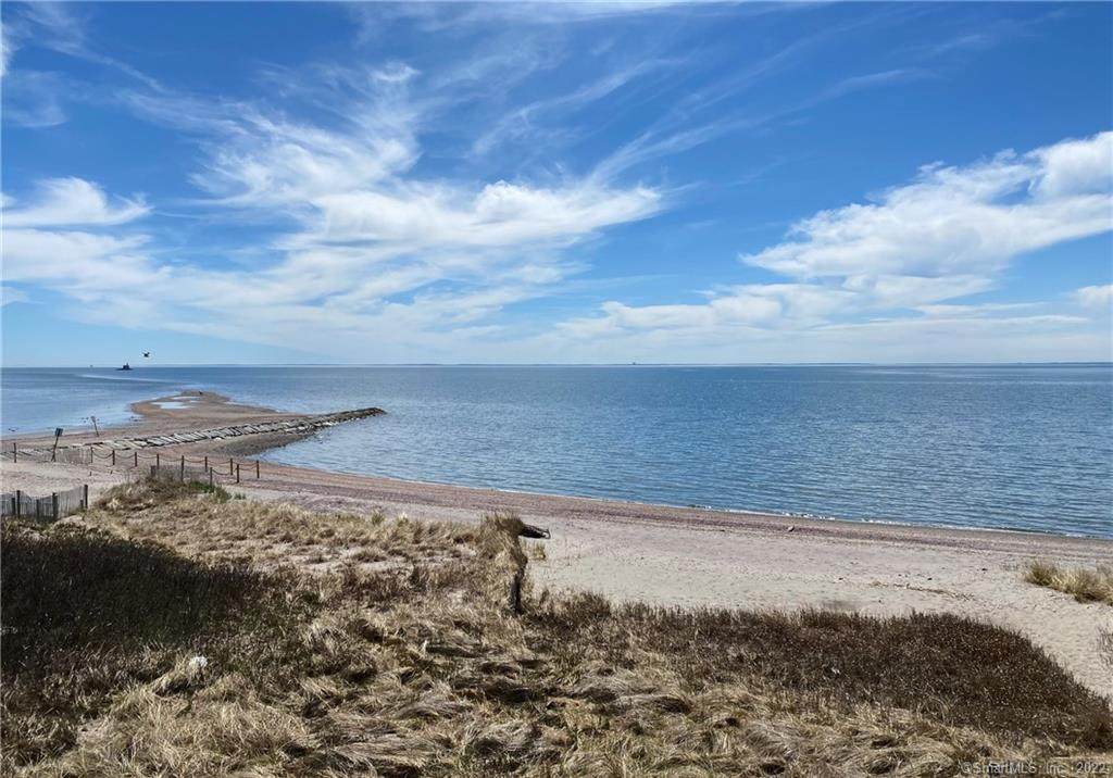 825 Fairfield Beach Road - Photo 1