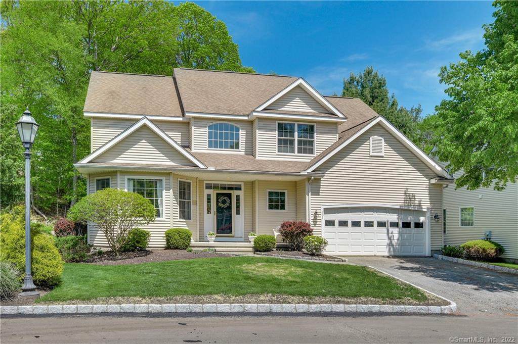 107 Governor Trumbull Way - Photo 1