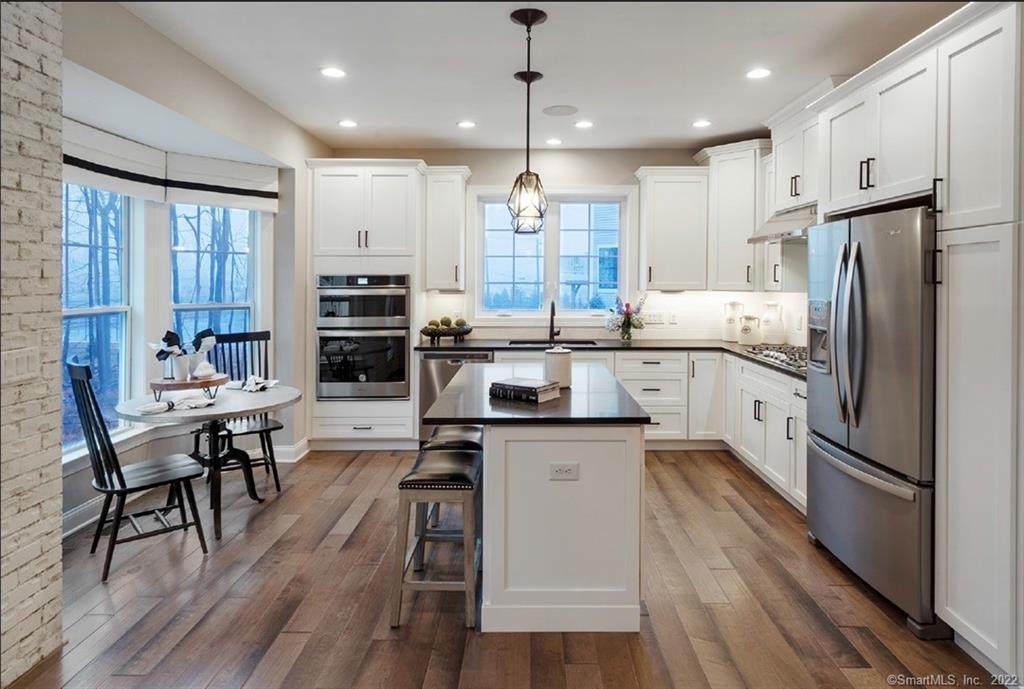 20 Hunting Ridge Lane - Photo 1