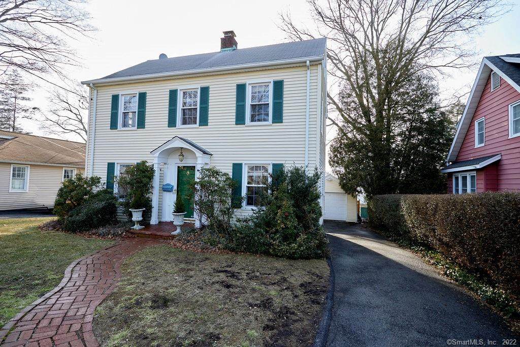 4 Gilbert Street - Photo 1