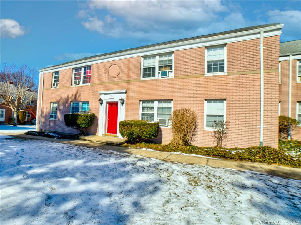 1084 Main Street - Photo 1