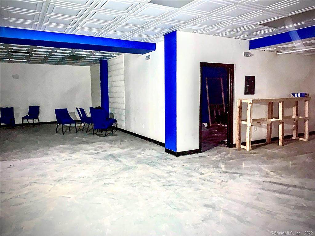 1021-25 Main Street - Photo 1