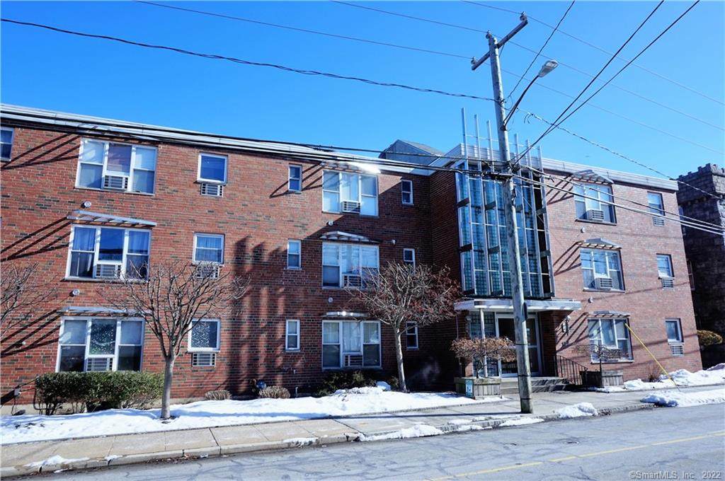 184 Pequot Avenue - Photo 1