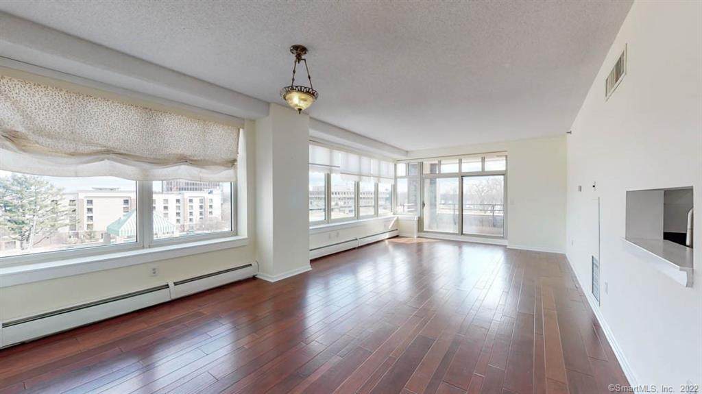 235 River Drive - Photo 1