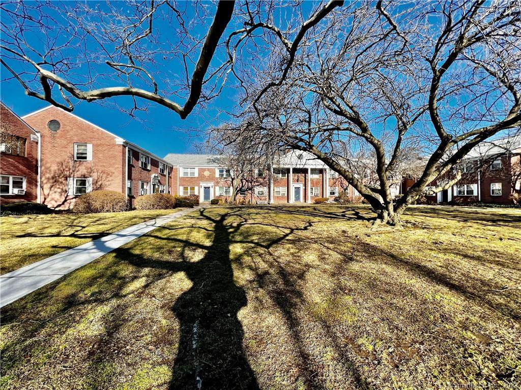 194 Seaton Road - Photo 1