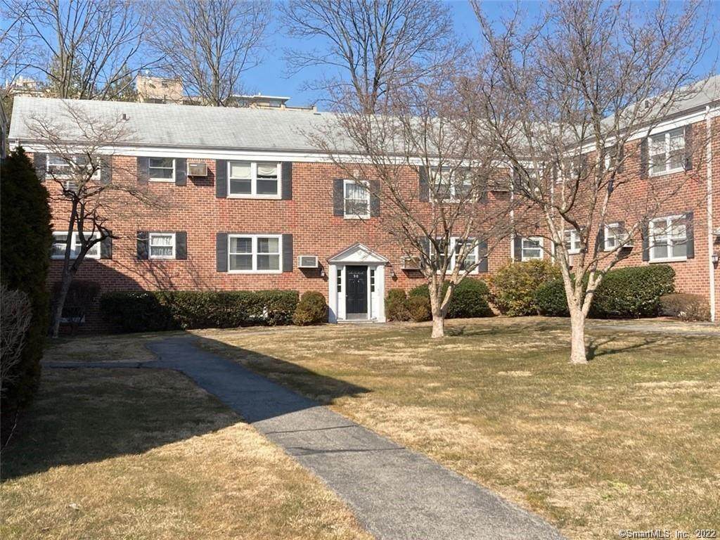98 Strawberry Hill Avenue - Photo 1