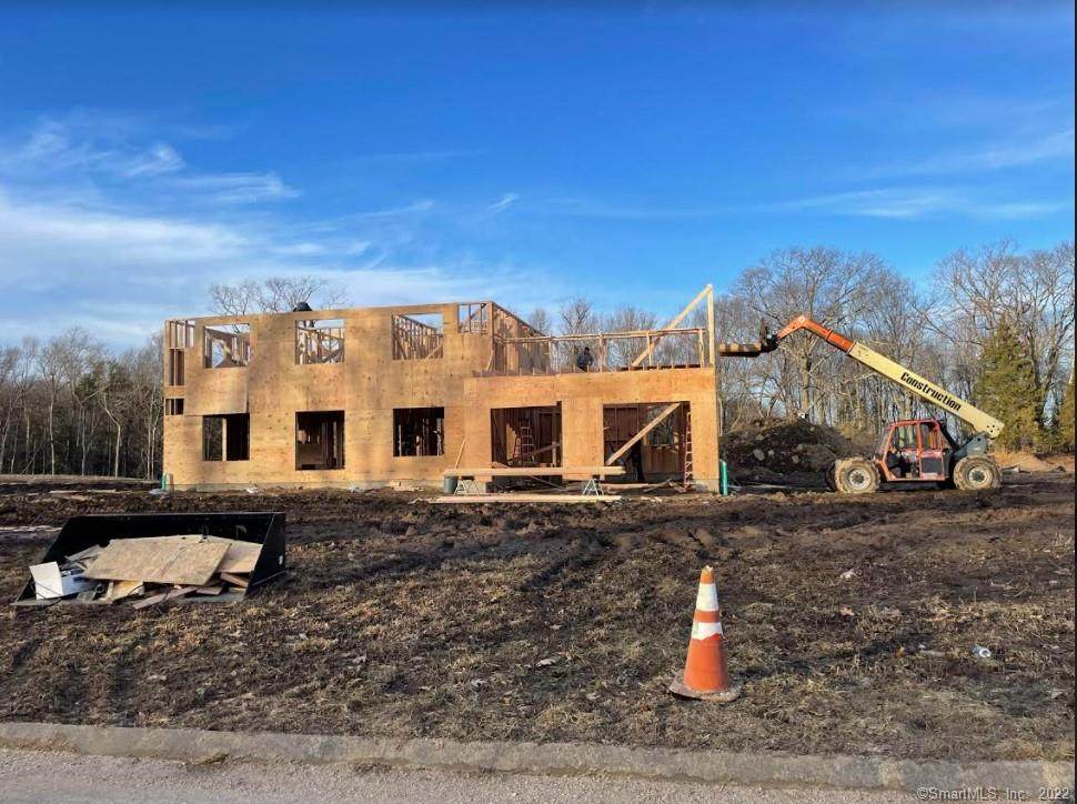 8 Ridgewood Club Road - Photo 1