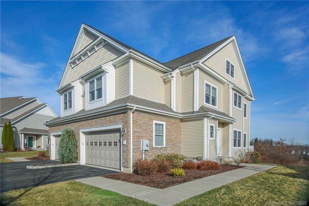 6 Turnberry Lane - Photo 1