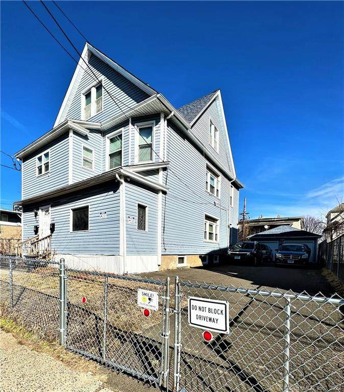 180-182 Kent Avenue - Photo 1