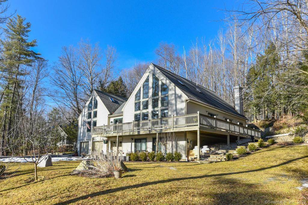15 Hyerdale Drive - Photo 1