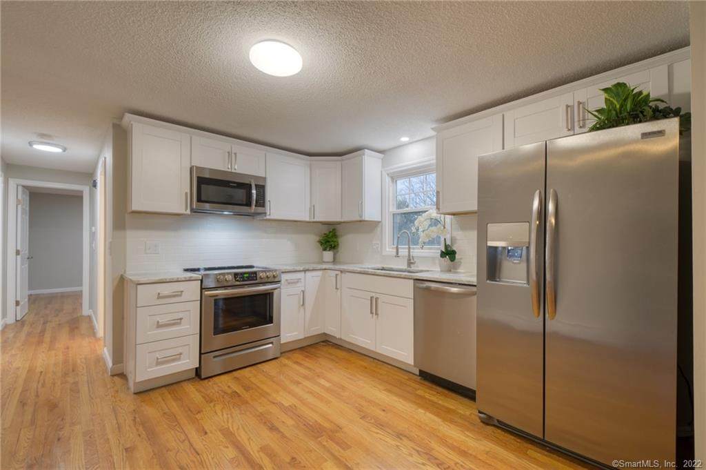 226 Carriage Drive - Photo 1
