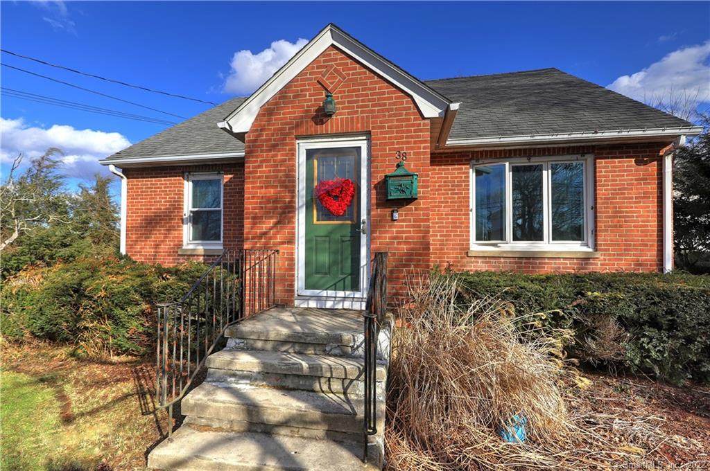 38 Dracut Avenue - Photo 1