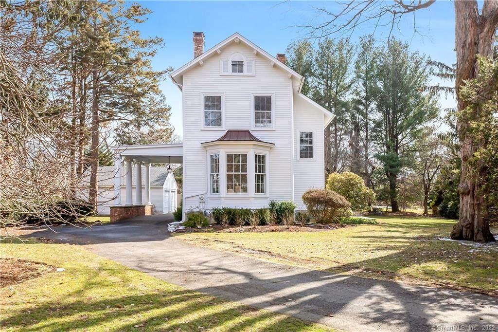 401 Old Post Road - Photo 1