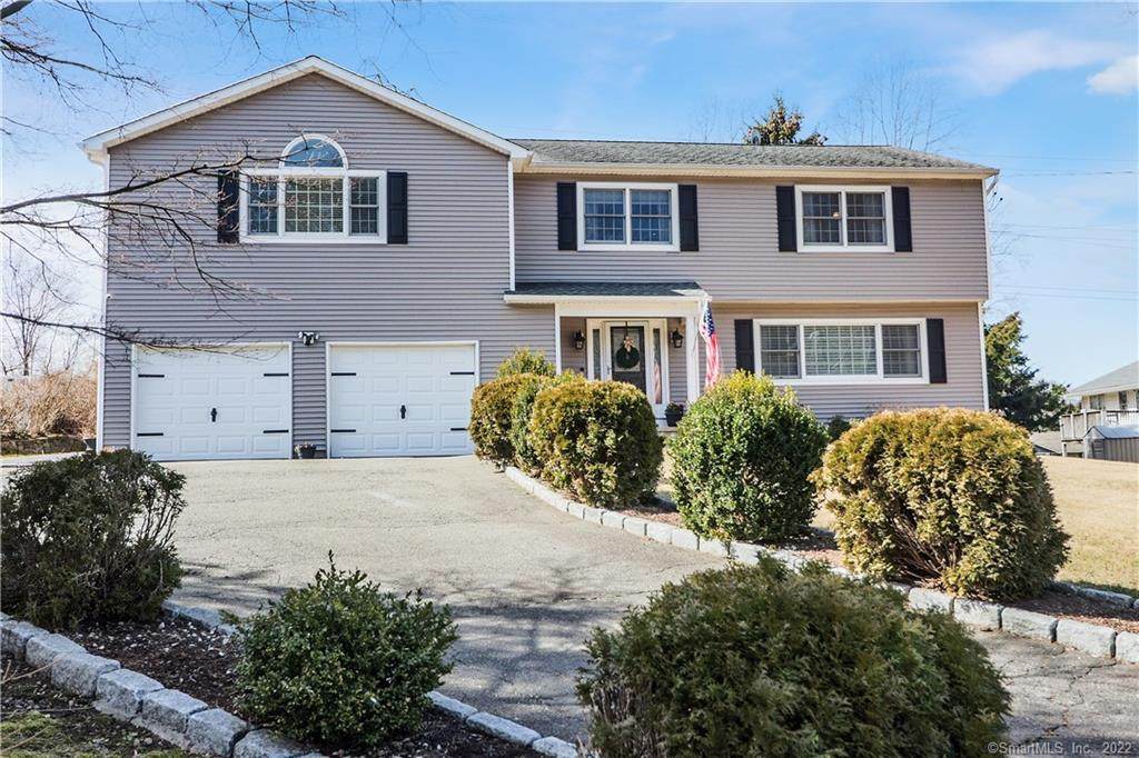 7 Woodchuck Court - Photo 1