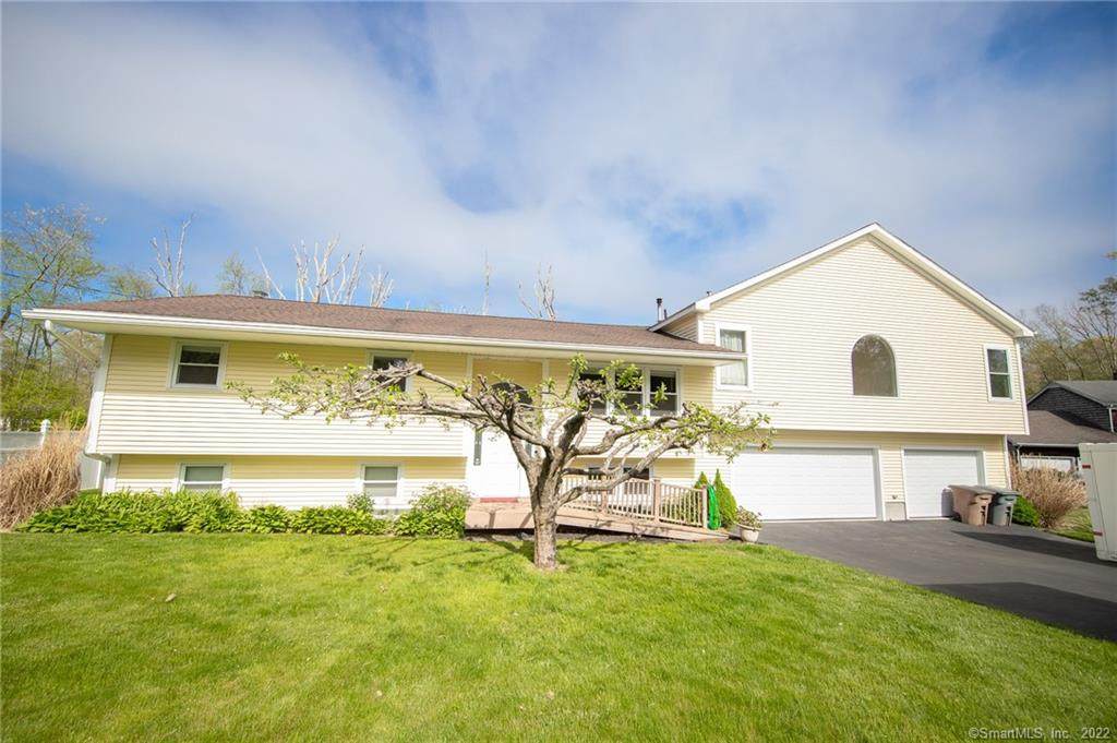 37 Monticello Drive - Photo 1