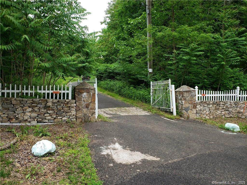 379 Brushy Plain Road - Photo 1