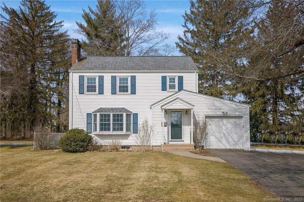 190 Mohawk Drive - Photo 1